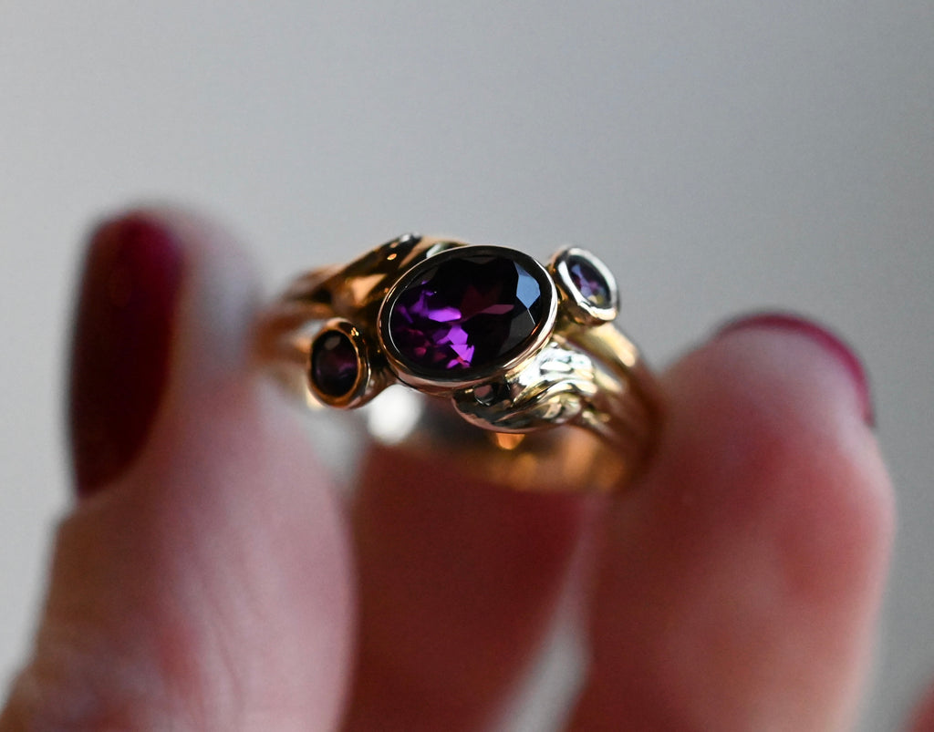 14k Gold Double Band Golden Leaves Purple Sapphire Ring - size 7.5