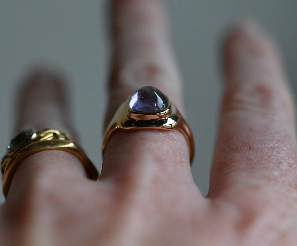 14k Gold 4.02ct Sugarloaf Natural Sapphire Ring - size 7 - Ready to ship