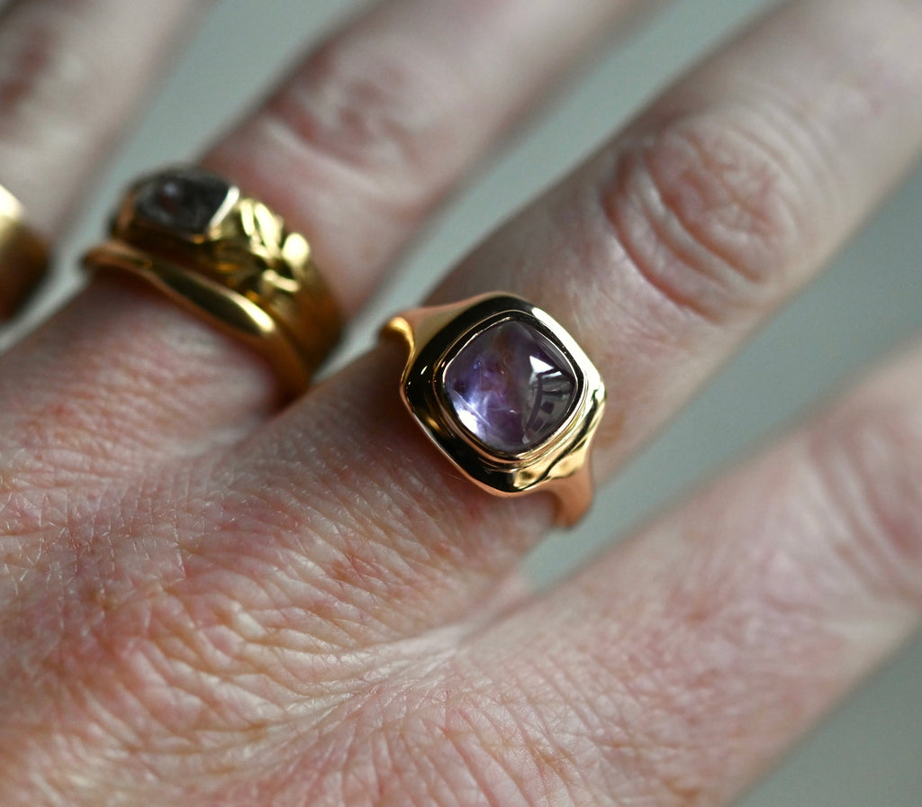 14k Gold 4.02ct Sugarloaf Natural Sapphire Ring - size 7 - Ready to ship