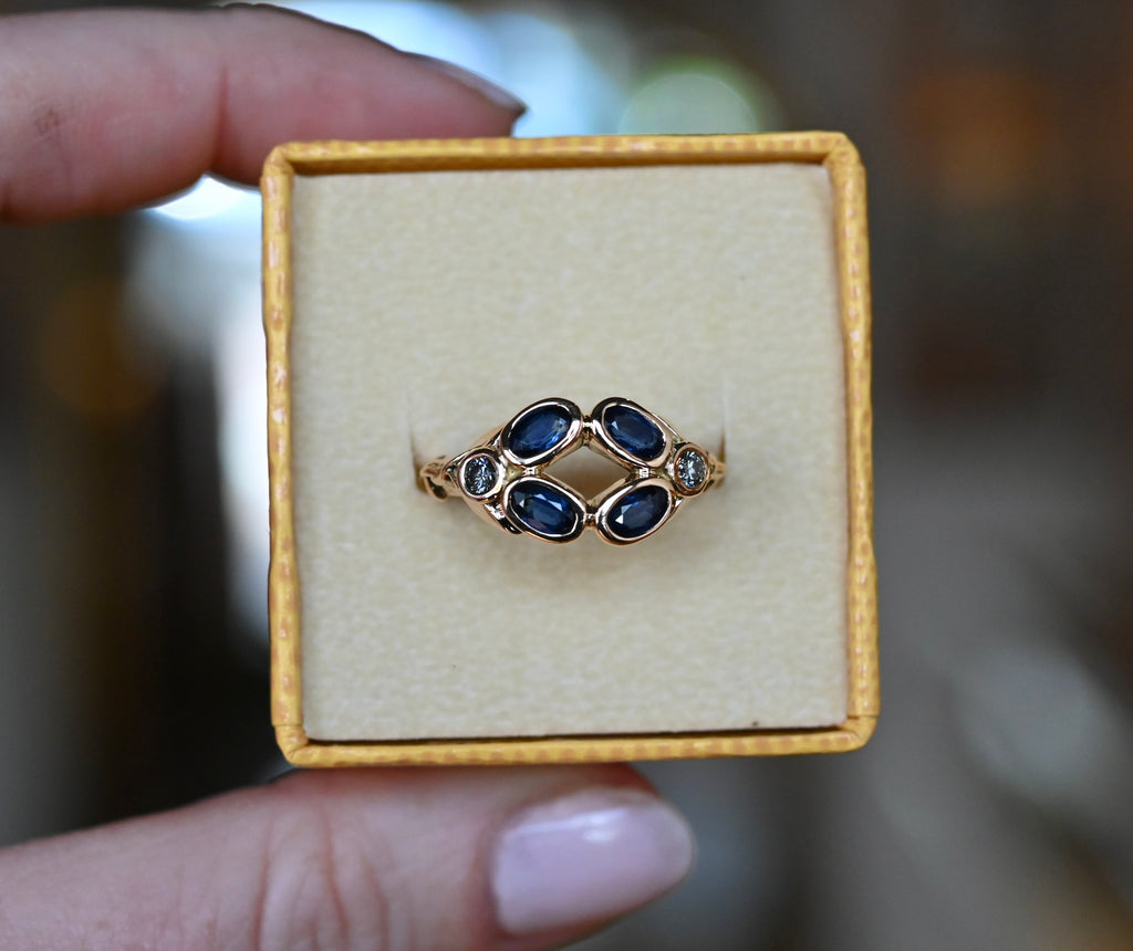 14k Yellow Gold Blue Sapphire & Diamond Ring - size 7.75