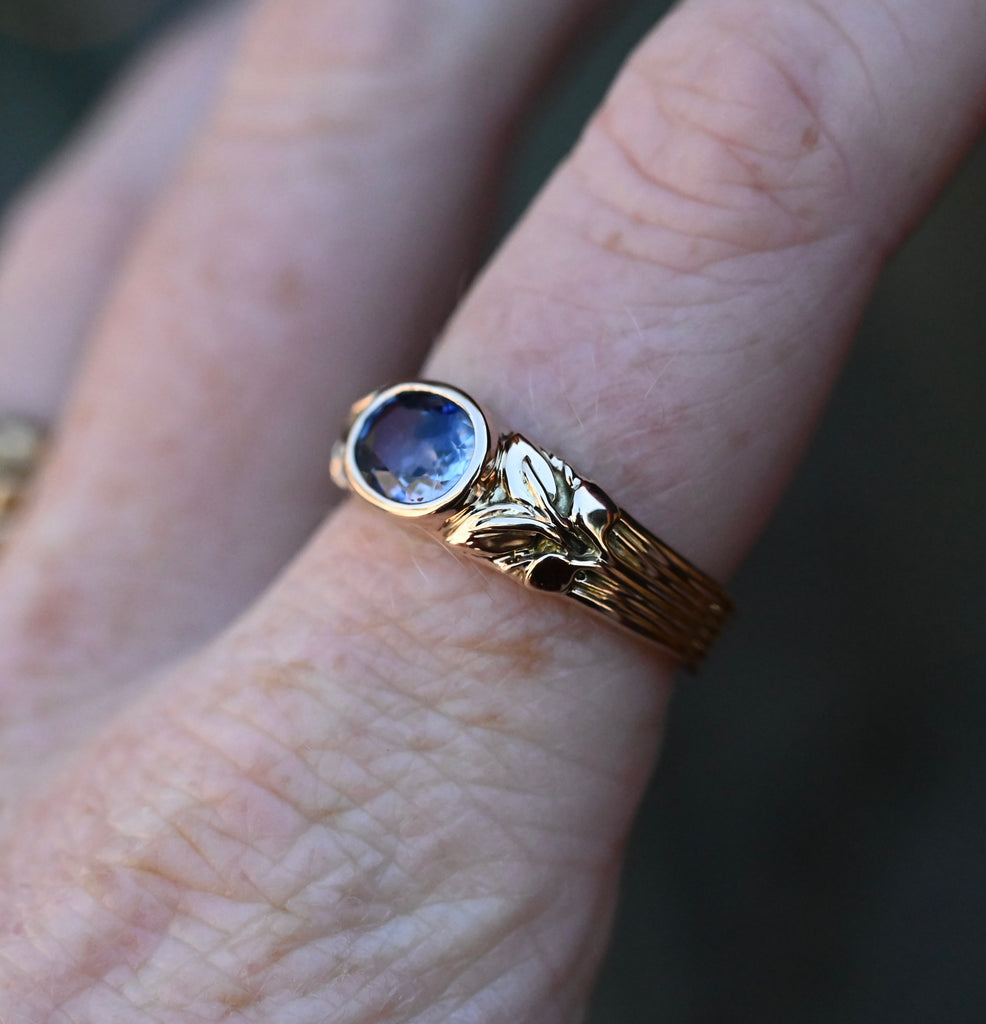 14k Gold 1.76ct Ceylon Sapphire Leaf Banner Ring - size 8.25 (sizable) - Ready to ship