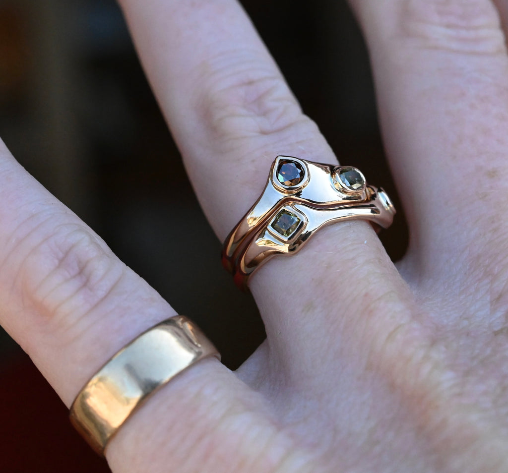 14k Gold Natural Diamond Bezel Ring Set - size 6.75 - Ready to ship