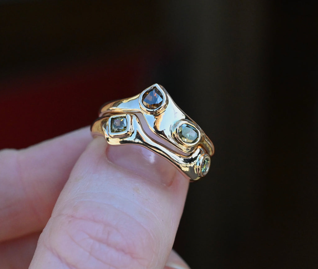 14k Gold Natural Diamond Bezel Ring Set - size 6.75 - Ready to ship