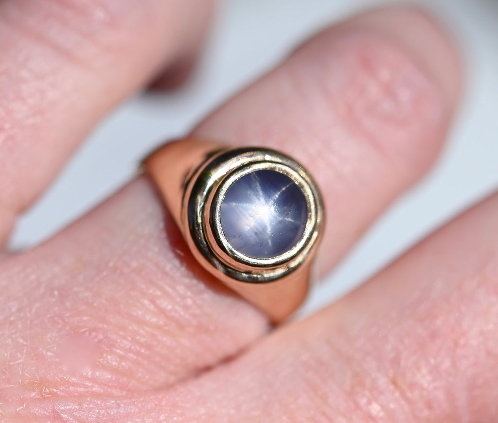  Natural Star Sapphire 14k Gold Ring - size 6.25