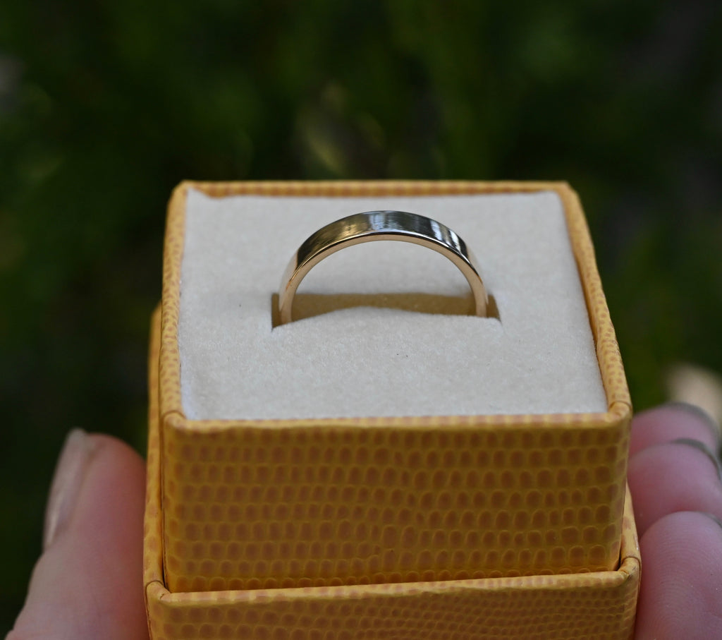 Simple High Polish 14k Gold Ring - Made To Order Latta