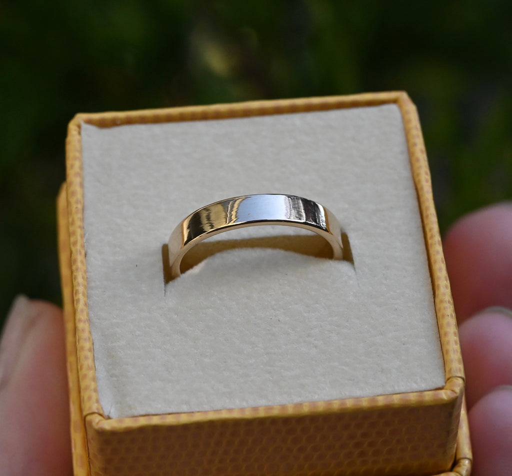 Simple High Polish 14k Gold Ring - Made To Order Latta